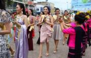 泰国Miss Grand Thailand 2017众佳丽亮相清迈拍摄宣传片