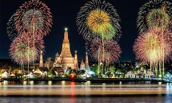 强推！泰国曼谷5大赏烟花的绝佳之地.jpg