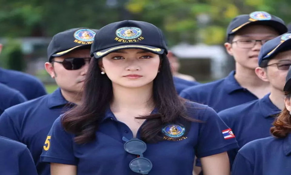 性感女星Pancake出任泰国海军特别发言人4.jpg
