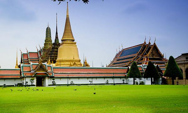 泰国连放4天假，禁酒、禁入大皇宫