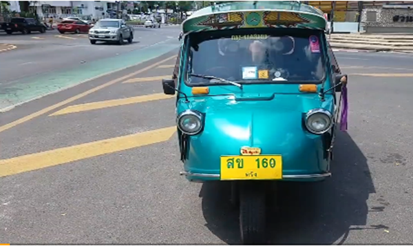 泰国旅游新旅行方式——青蛙嘟嘟车环城等你来体验！