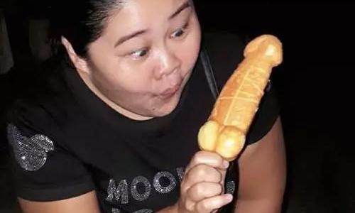 泰国“男性生殖器”华夫松饼只卖39铢备受女顾客喜爱
