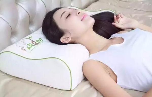 泰国乳胶枕，给颈椎最好的呵护！