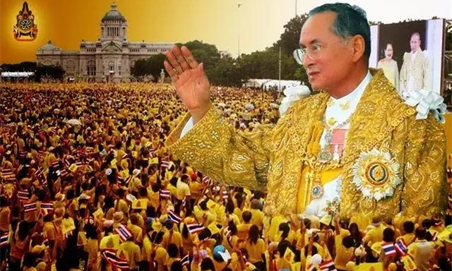 泰国拉玛九世国王火葬亭开放时间将延长至12月30日2.jpg