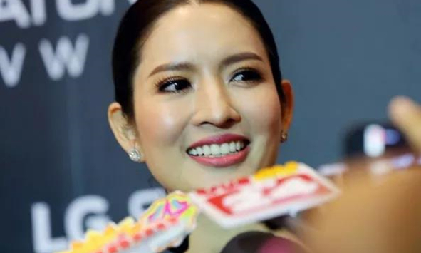 泰国女星Aff首都回应离婚传闻：正准备要签字离婚2.jpg