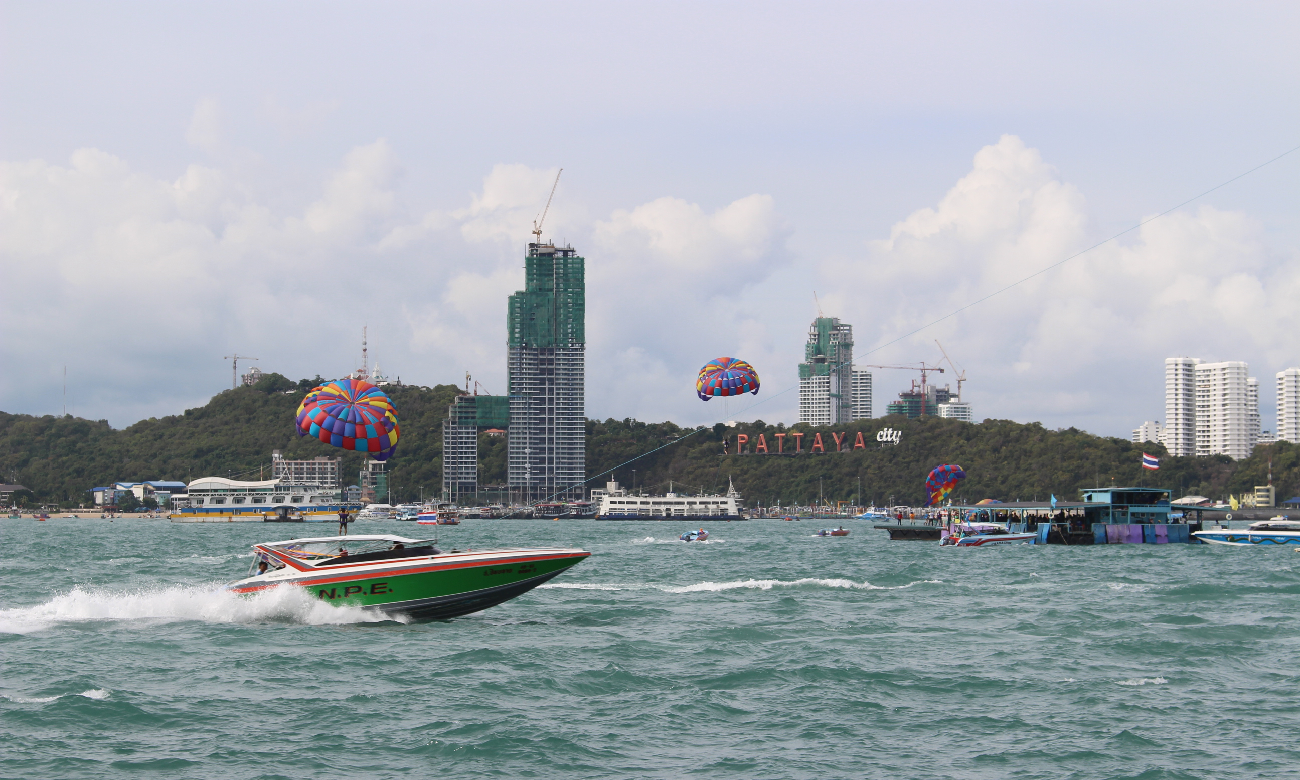 泰国芭堤雅海滩将提供免费WiFi啦！！！1.jpg