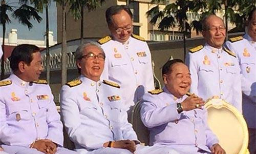 泰国副总理巴逸回应“戒指是我妈的，手表是商人朋友借来暂戴的”2.jpg