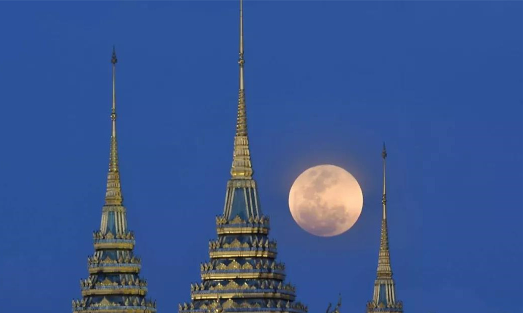 泰国上空“超级蓝血月”美翻天，你看到了么？7.jpg