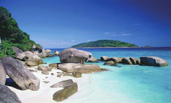 泰国推出斯米兰岛“禁宿令”，游客不能过夜了！2.jpg