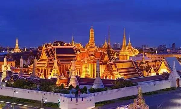 赴泰国旅游，哪些寺庙值得一去？1.jpg