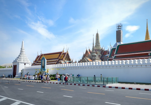 在疫情后的反弹中，泰国人热切欢迎中国游客