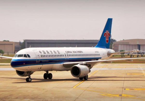 全球航空业呈现复苏态势，国际航班预计将在2026年扩张